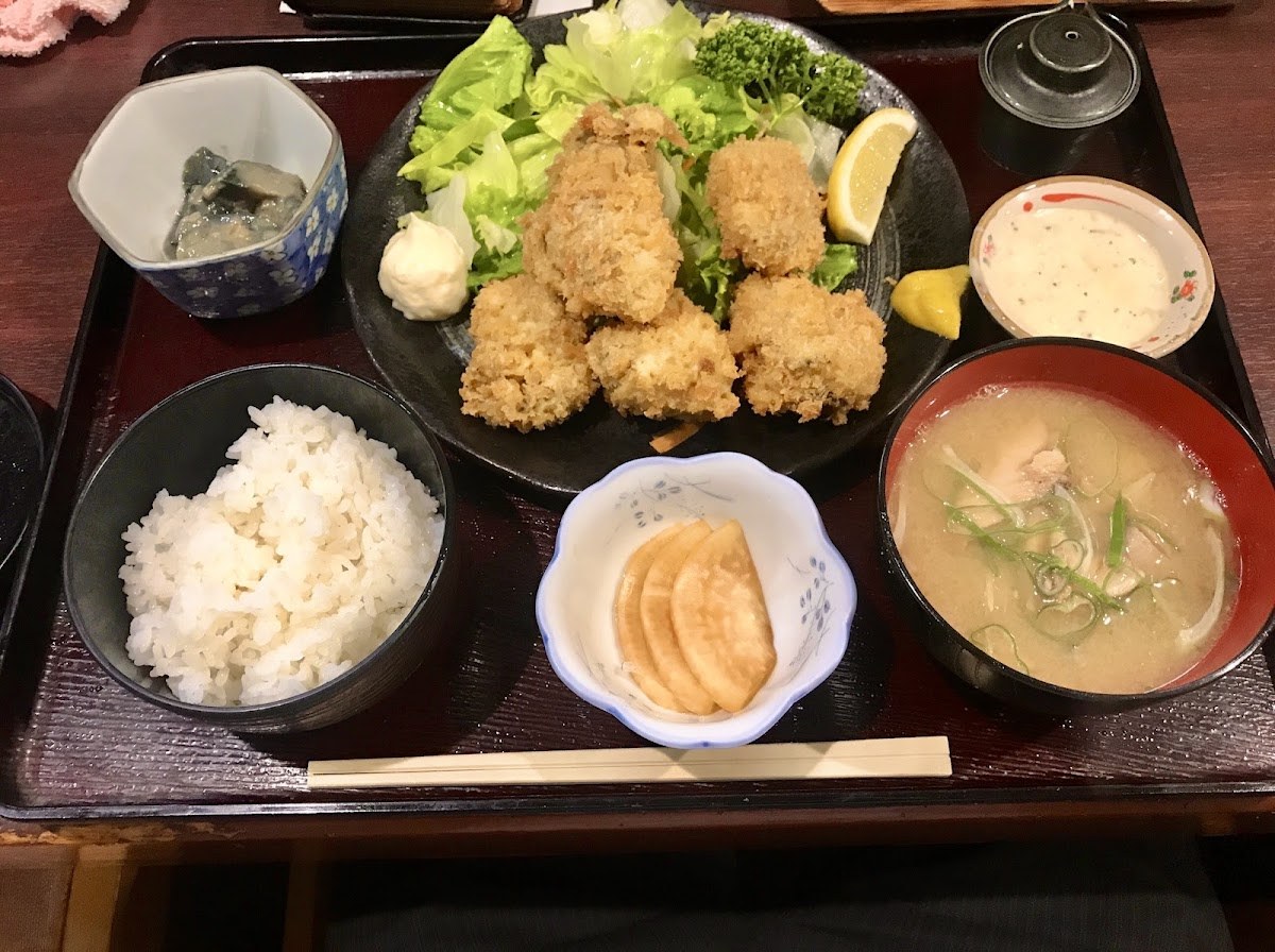 活きのいい旬の海鮮料理